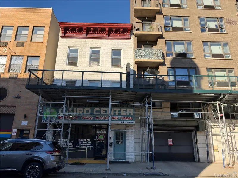 1833 27th AVE, Astoria, NY 11102