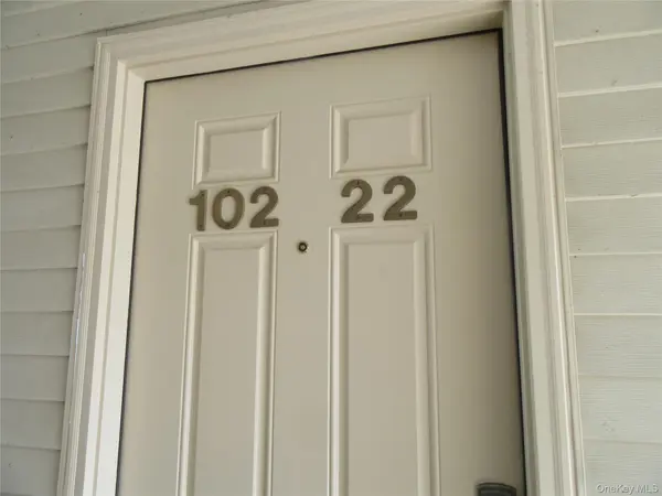 102 Cartwheel CT #22, Washingtonville, NY 10992