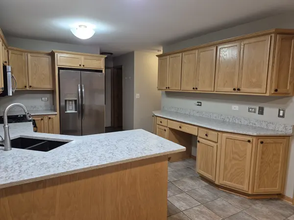9510 Perth CIR, Tinley Park, IL 60487