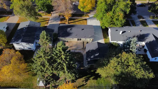 510 Birch LN, Moorhead, MN 56560