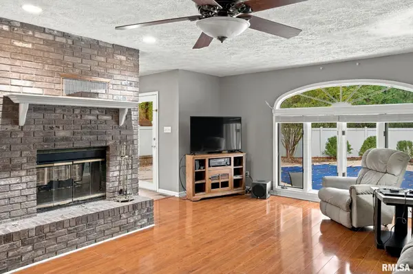 1505 W Brewster RD, Herrin, IL 62948