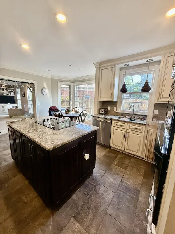 612 Dorshire Lane, Nashville, TN 37221