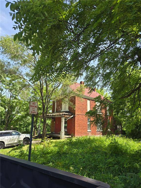 711 troop AVE, Kansas City, KS 64145