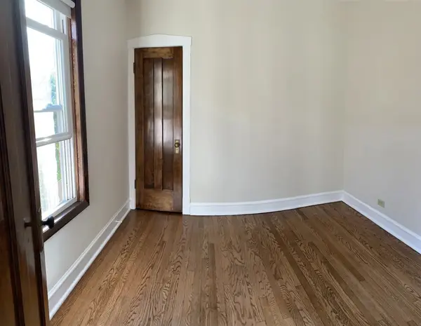 3708 N Whipple ST #2, Chicago, IL 60618