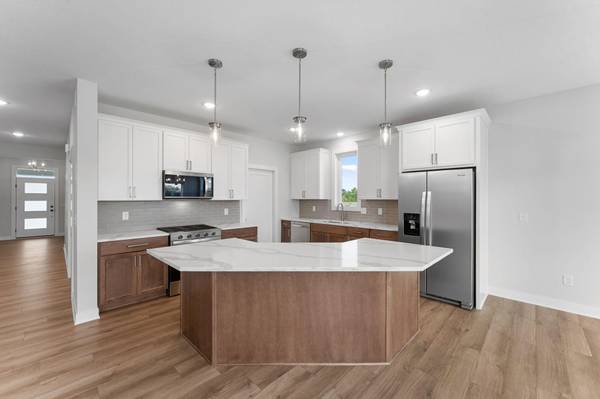 1575 Applegate RD, New Richmond, WI 54017
