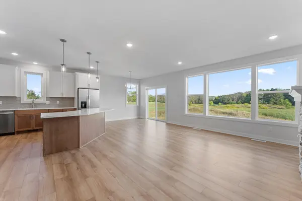 1575 Applegate RD, New Richmond, WI 54017