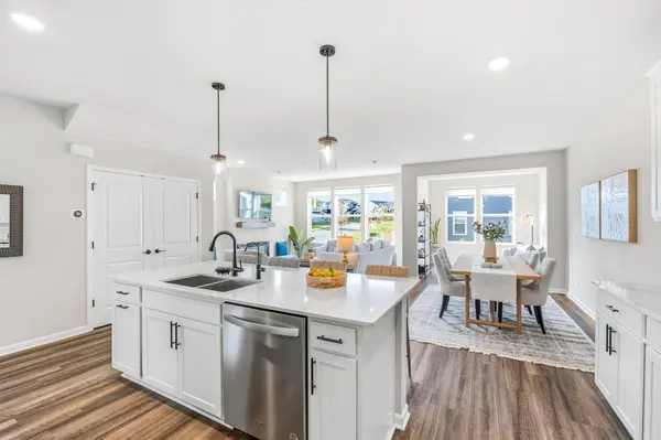 6253 Larkspur LN, Corcoran, MN 55340