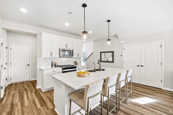 6253 Larkspur LN, Corcoran, MN 55340