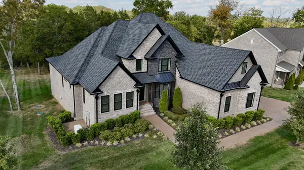 1003 Quillen Way, Lebanon, TN 37087
