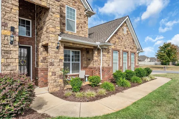 804 Topaz Dr, Murfreesboro, TN 37128