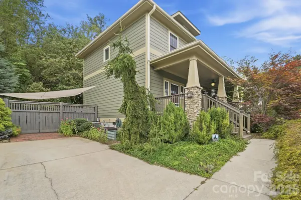 128 Estelle Park DR, Asheville, NC 28806