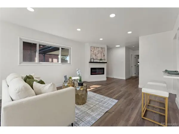 3015 Quebec, Denver, CO 80207