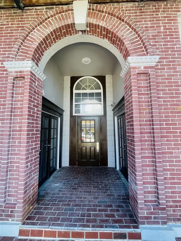 9 W DARLINGTON AVE #2A, Kissimmee, FL 34741