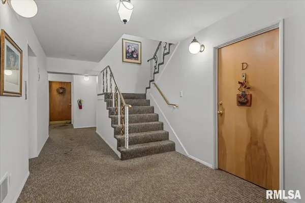 1309 S DOUGLAS AVE #H, Springfield, IL 62704