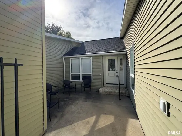 406 STOUT DR, Mackinaw, IL 61755