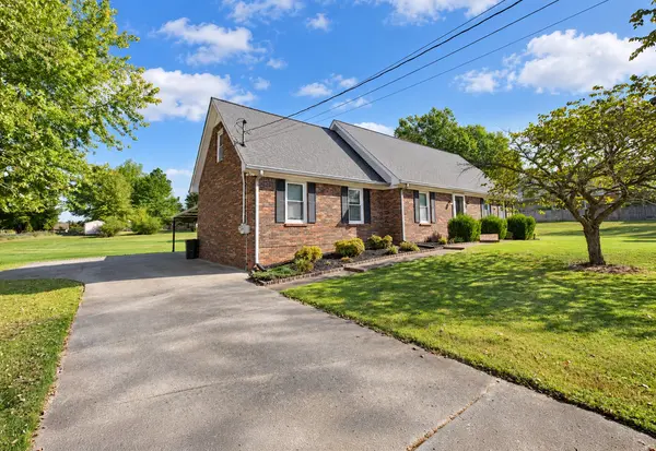 115 Herman Harrison Dr, Hendersonville, TN 37075