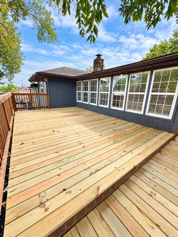 1833 S Westwood AVE, Springfield, MO 65807