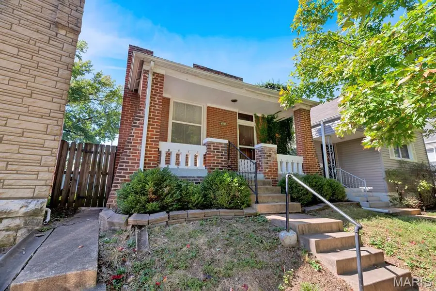 4730 Milentz AVE, St Louis, MO 63116
