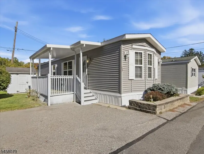 13 Makepeace Dr #13, Jefferson Twp., NJ 07438
