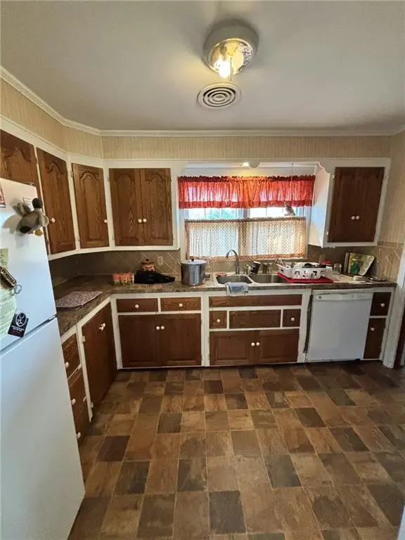 505 W Washington ST, Pittsburg, KS 66762