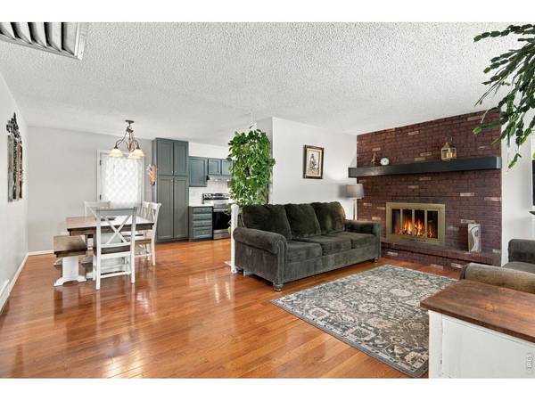 1 Texas, Longmont, CO 80501