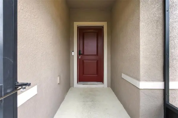 36801 YESLER DR, Zephyrhills, FL 33542