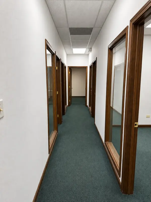 350 S Schmale RD #110, Carol Stream, IL 60188
