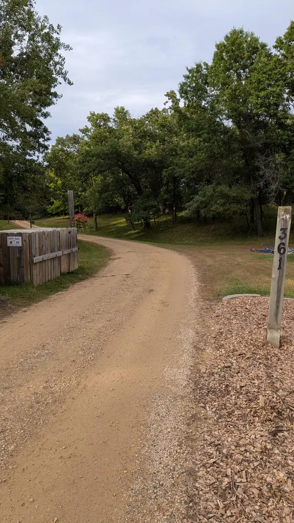 361 Oak Knoll DR, Marine On Saint Croix, MN 55047