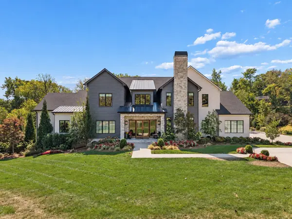 809 Brentview Dr, Nashville, TN 37220