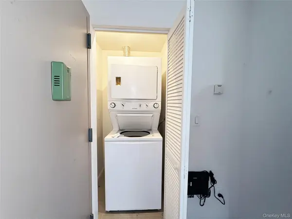 6475 Austin ST #4C, Rego Park, NY 11374