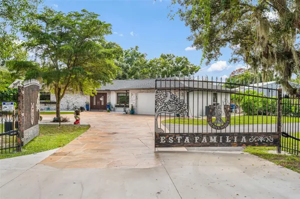 2660 57TH ST, Sarasota, FL 34243