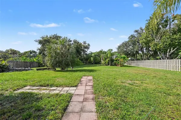 9029 WESTBAY BLVD, Tampa, FL 33615