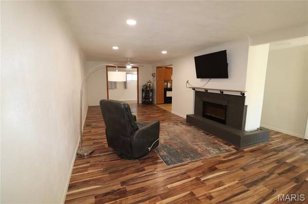 501 Old Caseyville RD, Caseyville, IL 62232