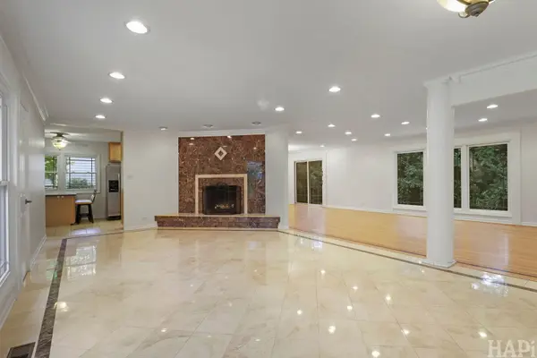 994 Commonwealth CT, Barrington, IL 60010