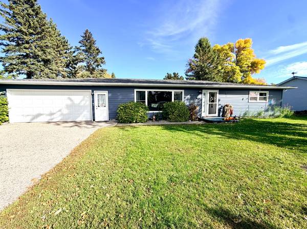 1318 Sunny ST, Crookston, MN 56716