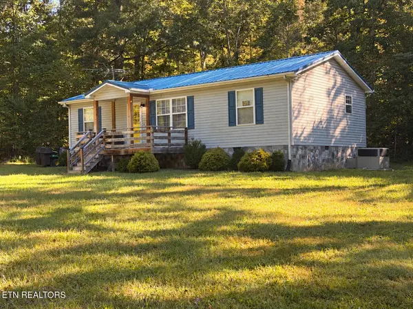 3412 Point Pleasant Rd, Newport, TN 37821