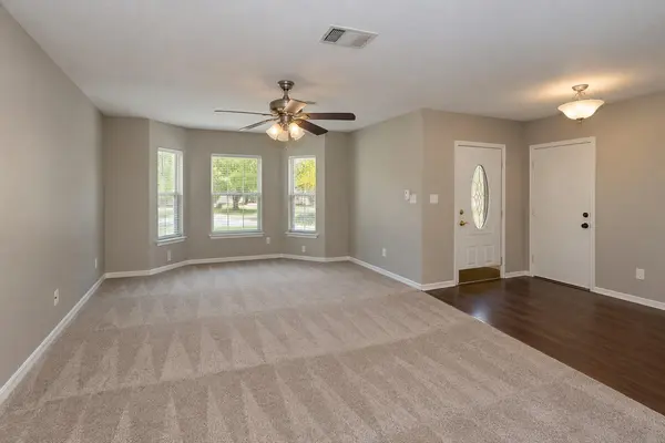 2215 Kimra LN, Cedar Park, TX 78613