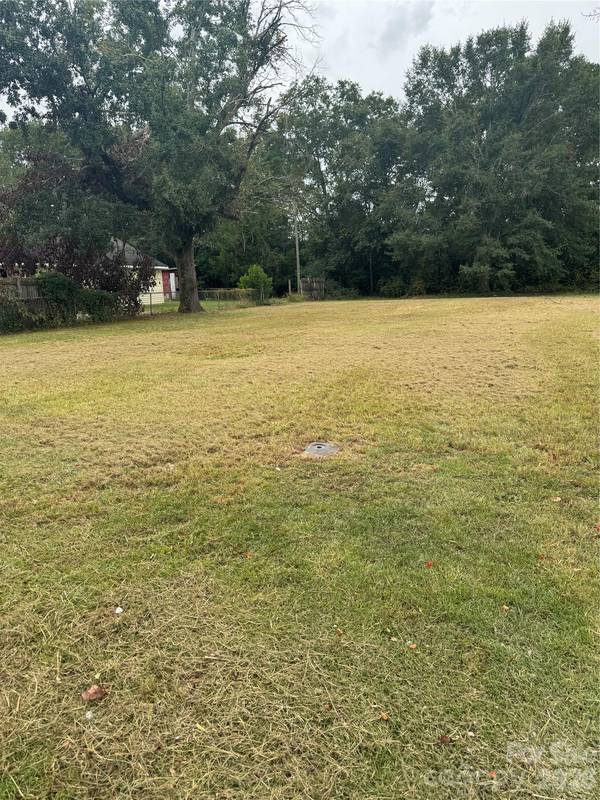 813 Covenant WAY #5, Laurinburg, NC 28352