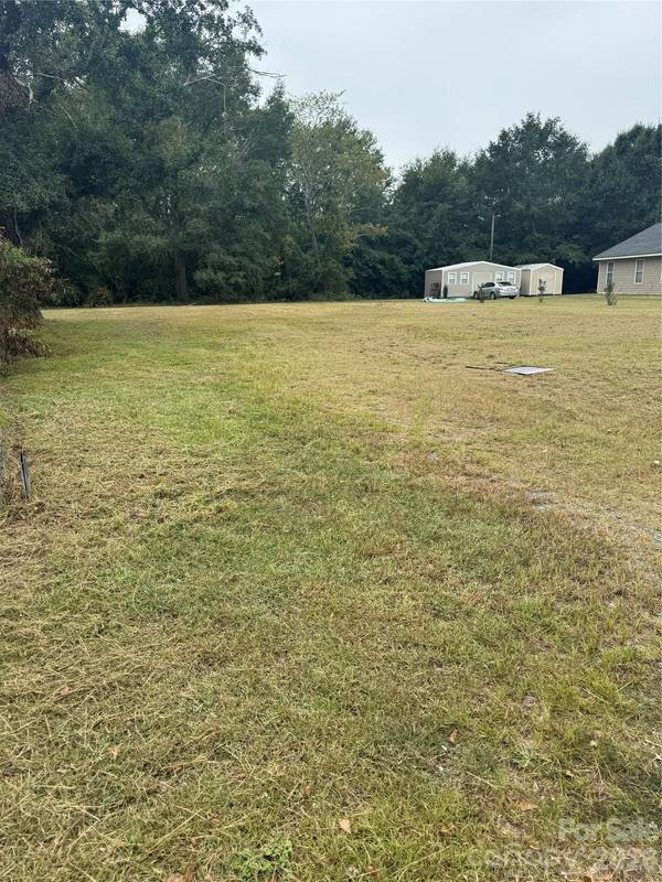 813 Covenant WAY #5, Laurinburg, NC 28352