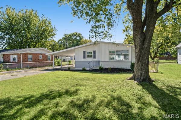 2614 Pine ST, Granite City, IL 62040