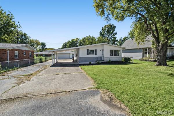 2614 Pine ST, Granite City, IL 62040