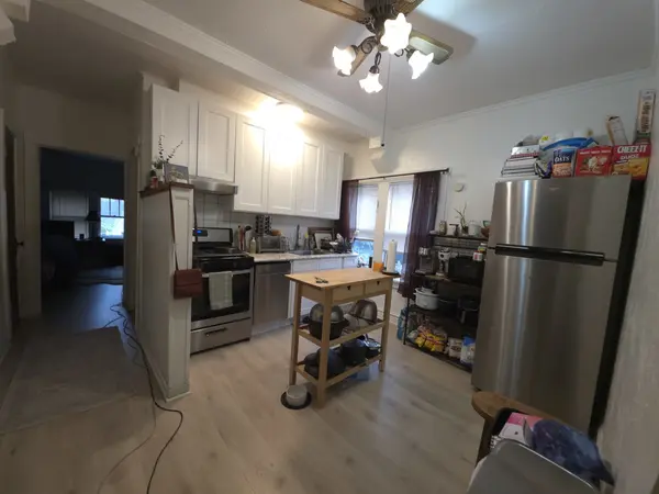 283 W North AVE #2, Elmhurst, IL 60126