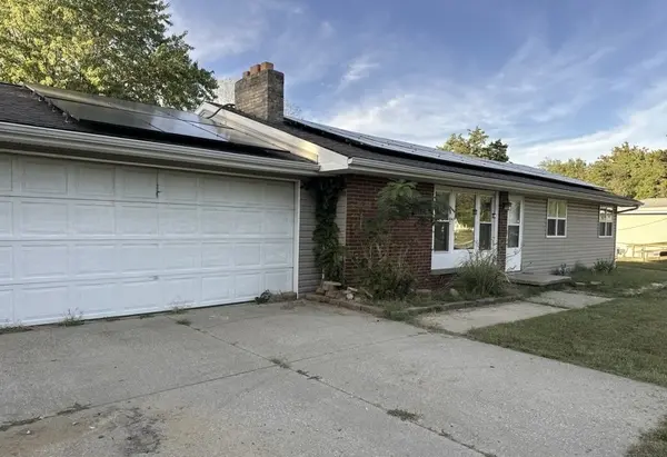 16 Turner DR, Mt Vernon, IL 62864