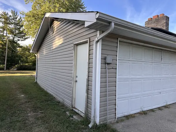 16 Turner DR, Mt Vernon, IL 62864
