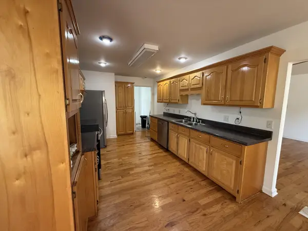 505 Sherry Dr, Columbia, TN 38401