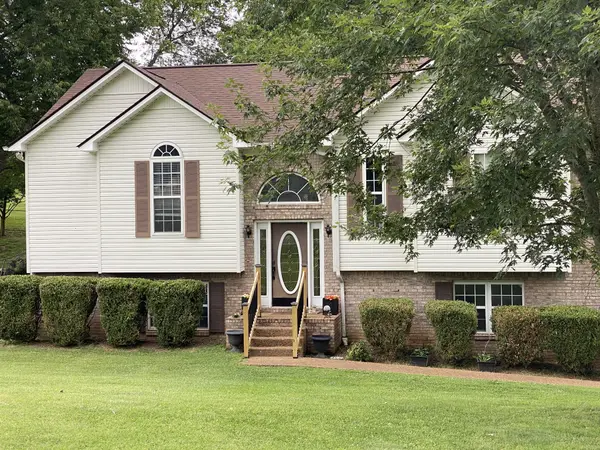 505 Sherry Dr, Columbia, TN 38401