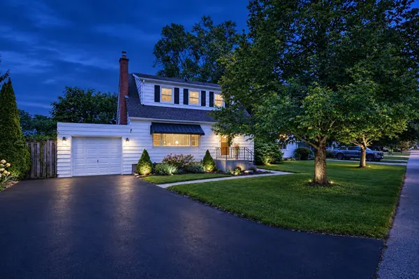 17 Winston RD, St. Catharines, ON L2M 4R1