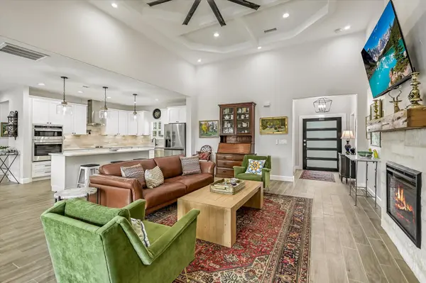 1382 Primrose PATH, Canyon Lake, TX 78133