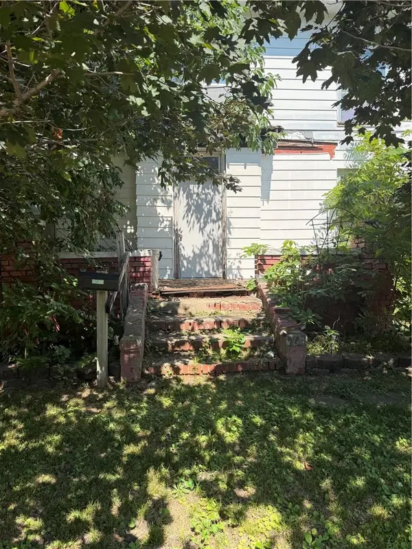 525 W 1st ST #W, Maryville, MO 64468