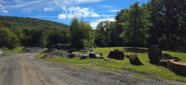 178 Tuckers Corners RD, Highland, NY 12528